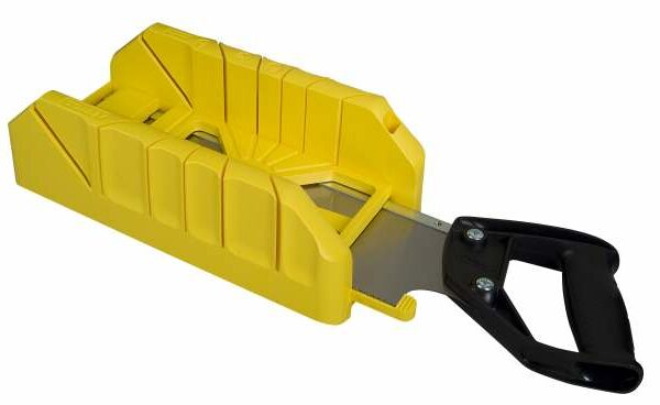 PRZYRŻNIA KĄTOWA Z PIŁĄ GRZBIETNICĄ