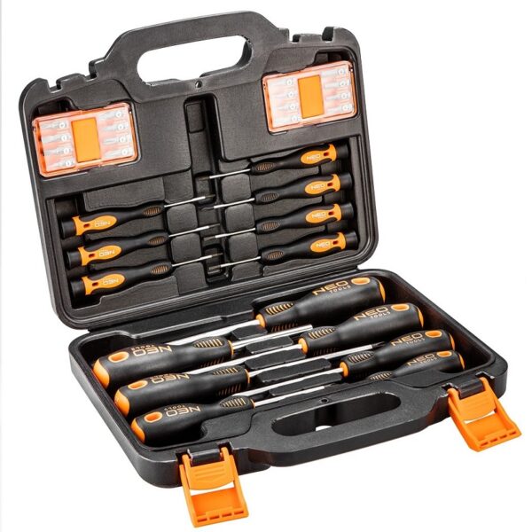 ZESTAW WKRĘTAKÓW I KOŃCÓWEK WKRĘTAKOWYCH 30SZT